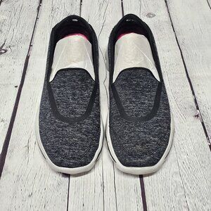 Sketchers Performance Women's Go Walk Slip-On Walking Shoe Size 7.5 Black/Gray